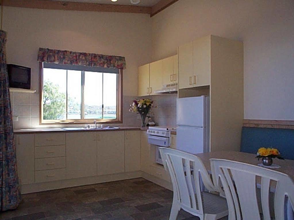 Big4 Batemans Bay At Easts Riverside Holiday Park ภายนอก รูปภาพ
